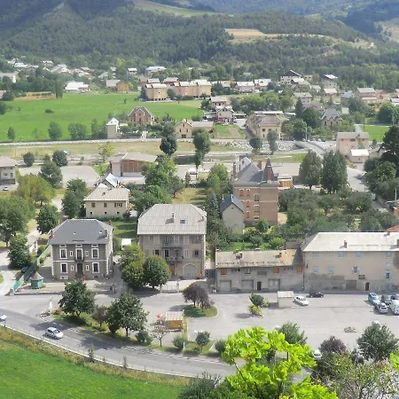Apartment Lou Filadour 4 Personnes 1er Etage Jausiers